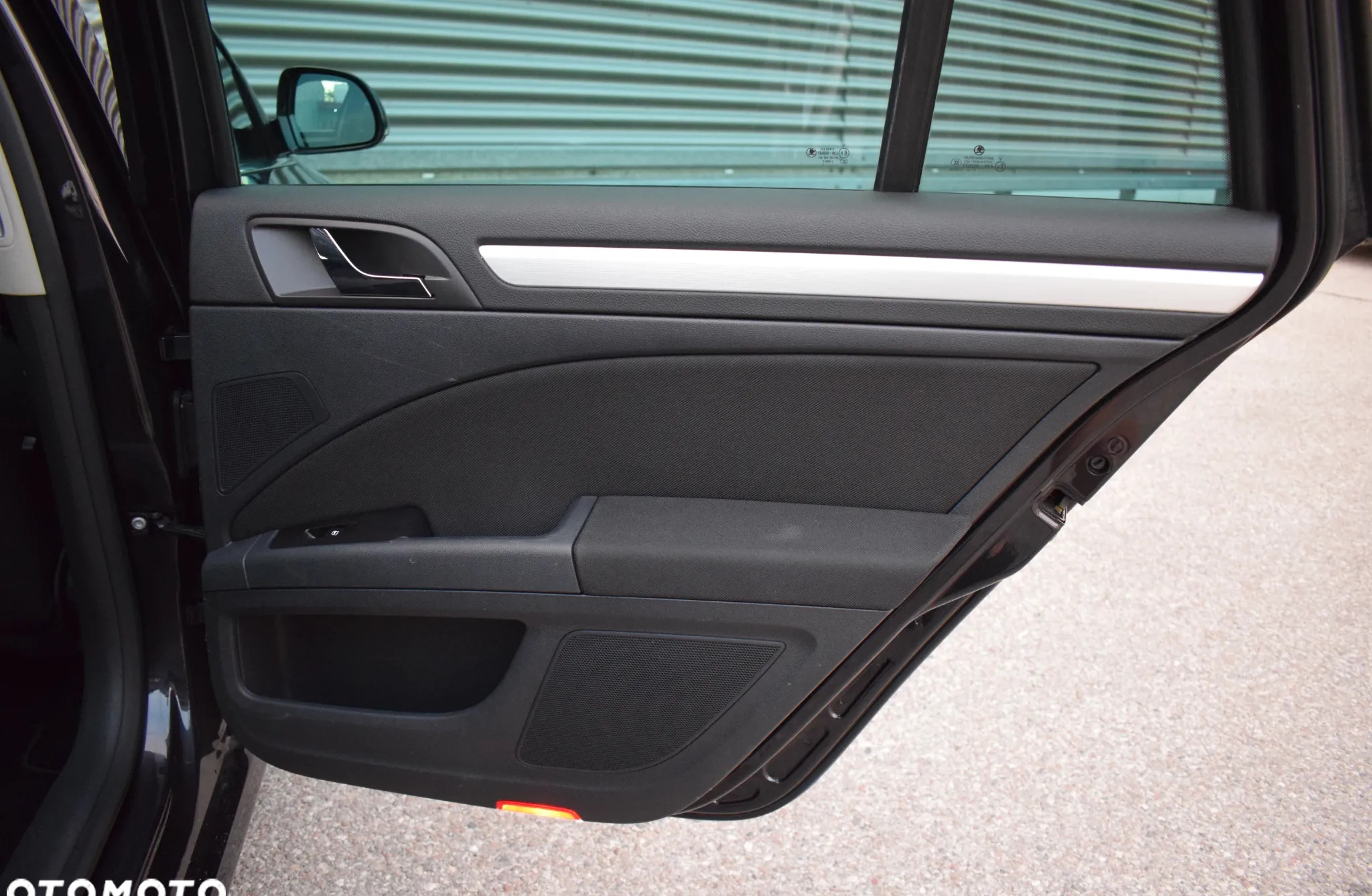 Skoda Superb cena 33900 przebieg: 243000, rok produkcji 2012 z Pruszcz Gdański małe 596